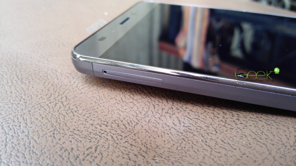 infinix note 3 left side