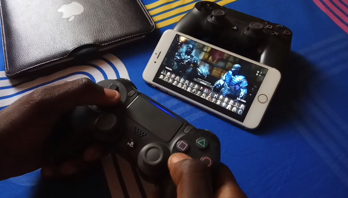 use ps4 controller on iphone