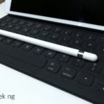 apple pencil on smart keyboard